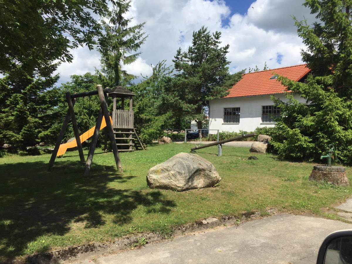 Landpension Dubnitz - Ferienwohnung 1 Sassnitz Ngoại thất bức ảnh