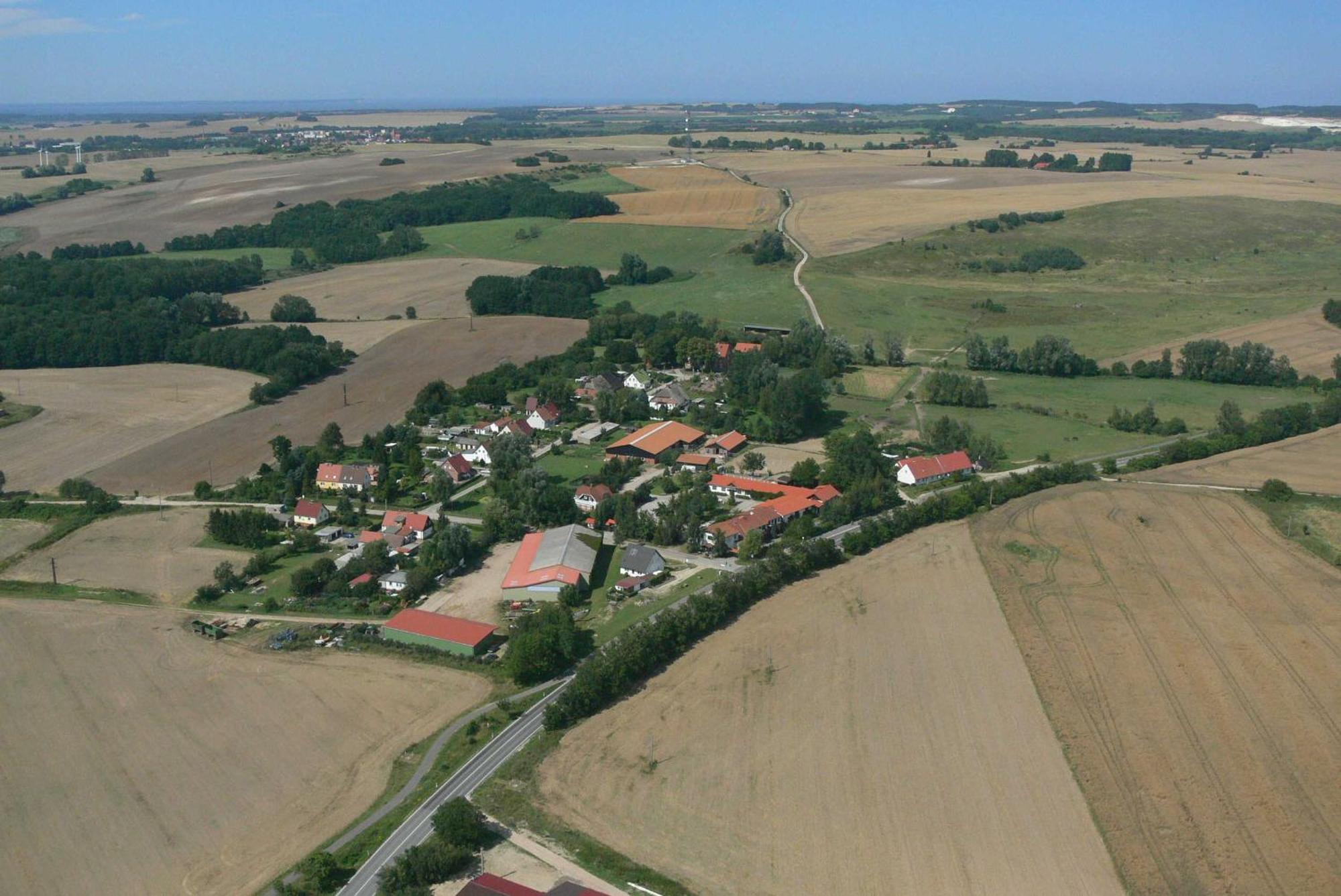 Landpension Dubnitz - Ferienwohnung 1 Sassnitz Ngoại thất bức ảnh