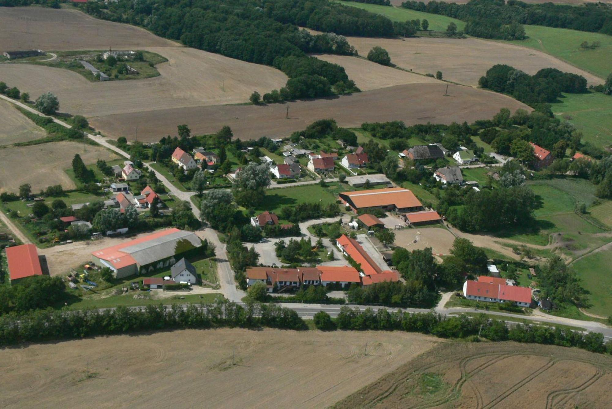 Landpension Dubnitz - Ferienwohnung 1 Sassnitz Ngoại thất bức ảnh